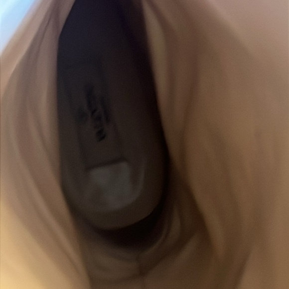 ๐ 1 hour sale. Valentino Garavani, Red Leather Tall Boots, EU 38, US 7.5, w/ COA - Picture 8 of 13